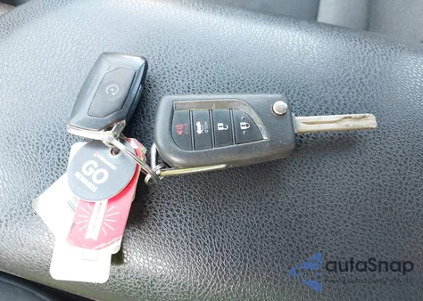 2019 Toyota Camry Le z USA, uszkodzony, nr VIN 4T1B11HK3KU770508